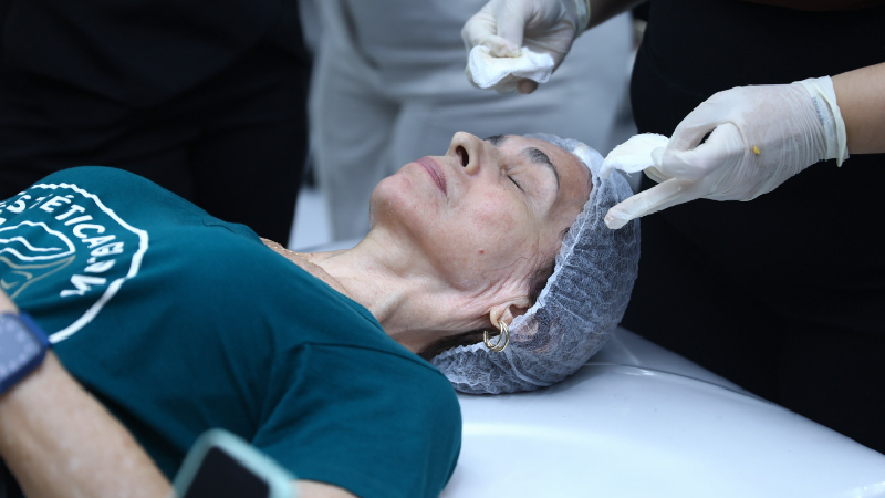 O curso de Estética e Cosmética da Unifor oferece formação voltada à atuação profissional nas áreas de estética facial, corporal e capilar (Foto: Marjorie Zaranza)