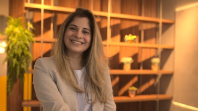 A jornalista Natália Coelho, egressa da Unifor, foi uma das agraciadas com a bolsa Yolanda Queiroz (Foto: Lino Vieira/ Arquivo pessoal)