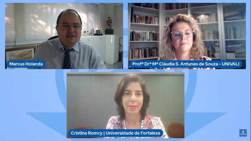 Dr. Marcus Mauricius Holanda ‒ coordenador da Divisão de Responsabilidade Social da Unifor ‒, mediou a palestra “Tecnologias, inovação e cidades sustentáveis”, com as professoras Cristina Maria Aleme Romcy (Unifor) e Maria Claudia Antunes de Souza (Unitajaí) (Imagem: Reprodução de tela da palestra)