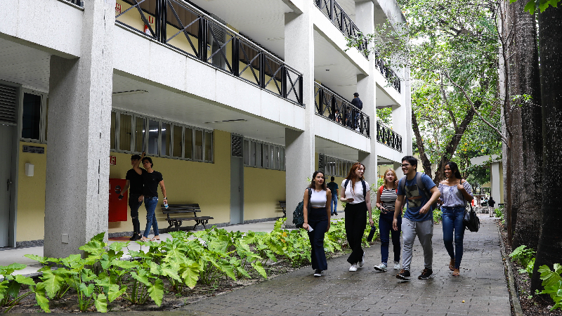 Além da prova presencial, os candidatos também podem ingressar utilizando a nota do Enem, nota de vestibulares anteriores, reabertura de curso, transferência de instituição e segunda graduação (Foto: Ares Soares)