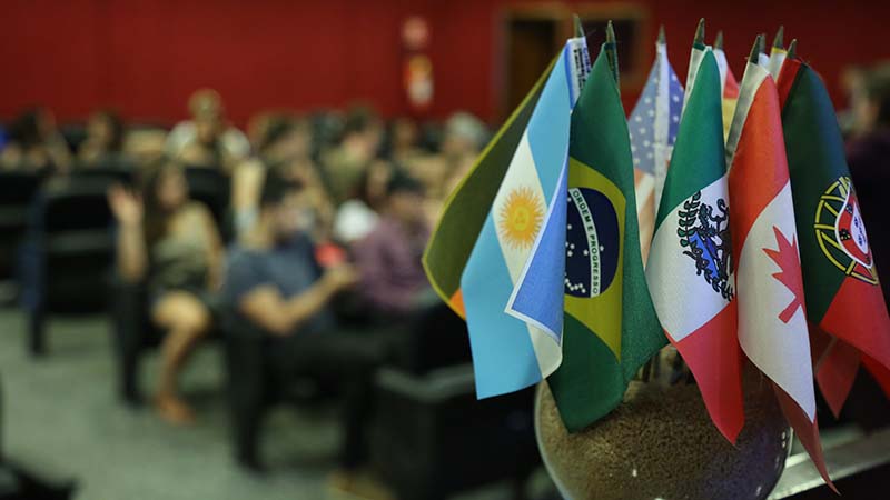 Programa de Intercâmbio Acadêmico da Unifor possui convênio com mais de 125 instituições internacionais (Foto: Ares Soares)