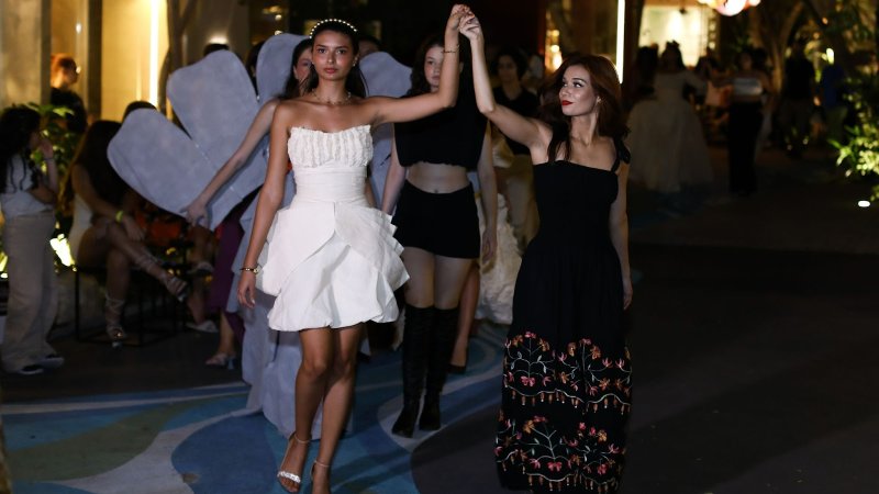 Looks produzidos pelos estudantes dos cursos de Moda da Unifor para o desfile que aconteceu na 23ª CasaCor (Foto: Ares Soares)
