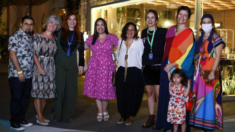 Docentes e colaboradores dos curso de Moda da Unifor durante a CasaCor Ceará 2022 (Foto: Ares Soares)
