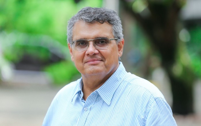 O pesquisador e docente o Programa de Pós-Graduação em Ciências Médicas da Unifor, Dr. Keny Colares (Foto: Ares Soares)