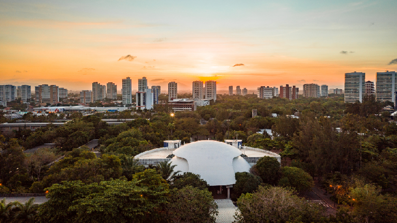 Com cerca de 490.000m² de área, o campus da Unifor oferece muito mais que experiências em salas de aula (Foto: Ares Soares)