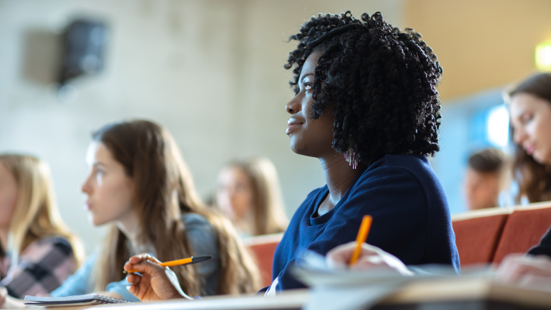 Os cursos de férias do CCJ são gratuitos e abertos ao público (Foto: Getty Images)