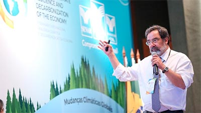 O engenheiro agrônomo Marco Antônio Fujihara (Foto: Serviço Nacional de Aprendizagem Rural / SENAR)