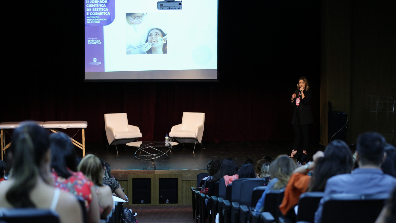 O curso de Estética e Cosmética da Unifor possui nota máxima em Conceito de Curso, avaliado pelo Ministério da Educação (MEC) (Foto: Ares Soares)