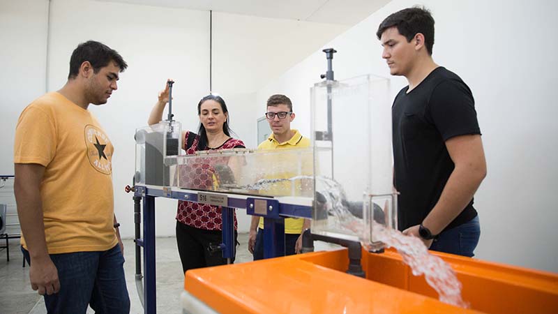 Laboratórios de Mecânica dos Fluidos e Hidráulica. Foto: Ares Soares.
