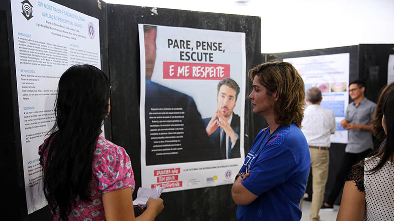 O objetivo é divulgar os trabalhos realizados pelos alunos das disciplinas do Curso de Fonoaudiologia (Foto: Ares Soares/Unifor)