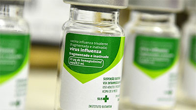 A campanha de vacinação contra influenza no Ceará foi iniciada no dia 20 de abril e segue até 1º de junho (Foto: Agência Brasil)