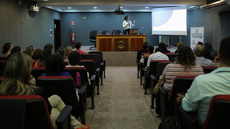 EHealth e Saúde Pública.
