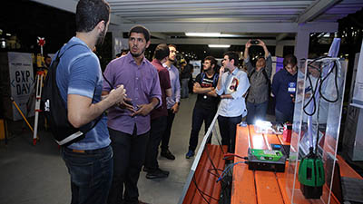O Experience Day da Pós-Unifor apresenta diversos projetos de inovação ao público (Foto: Ares Soares)